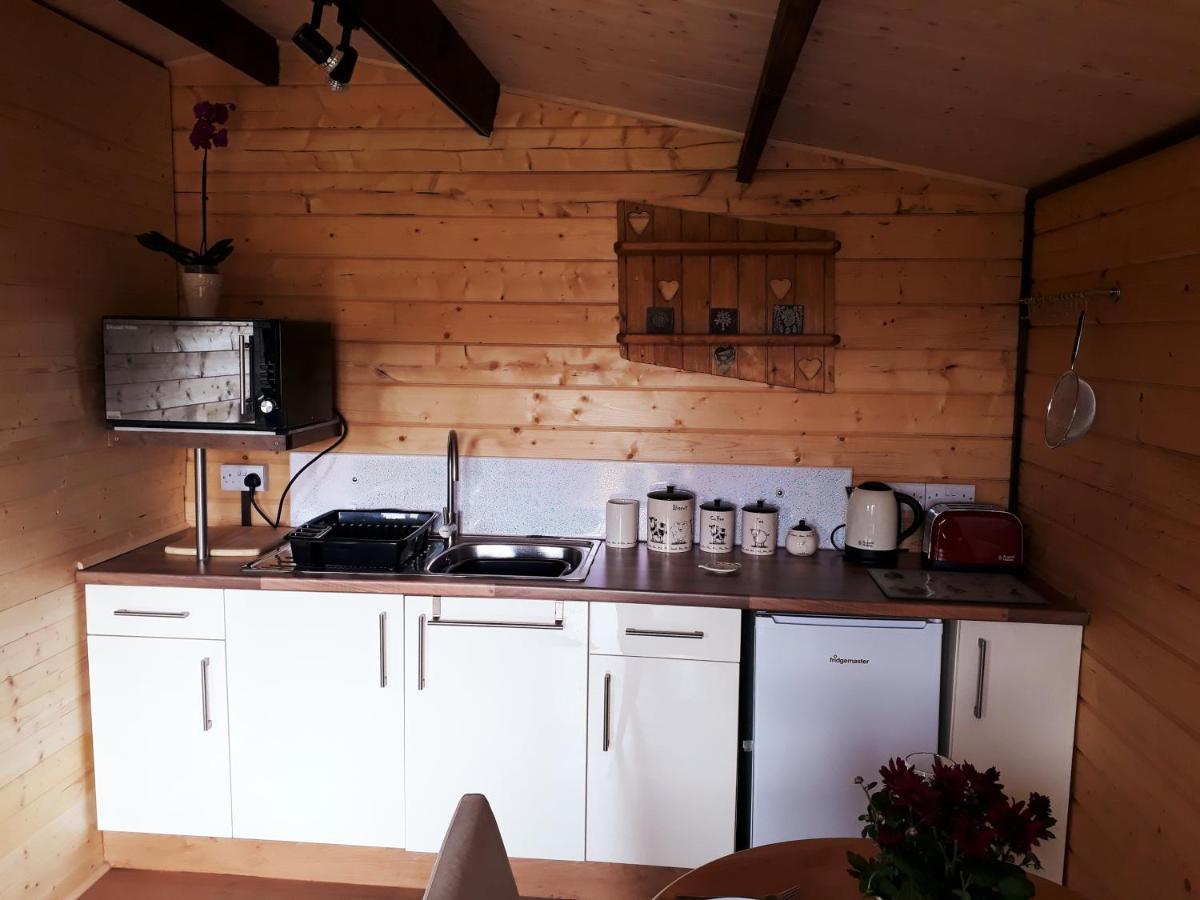 Country Bumpkin - Romantic Couples Stay In Oakhill Cabin Extérieur photo