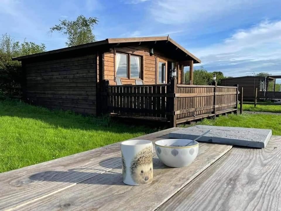 Country Bumpkin - Romantic Couples Stay In Oakhill Cabin Extérieur photo
