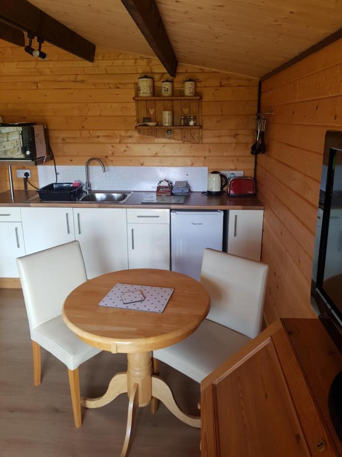 Country Bumpkin - Romantic Couples Stay In Oakhill Cabin Extérieur photo