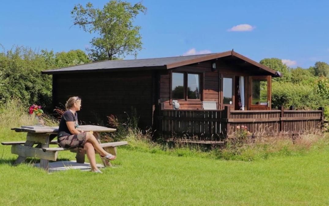 Country Bumpkin - Romantic Couples Stay In Oakhill Cabin Extérieur photo